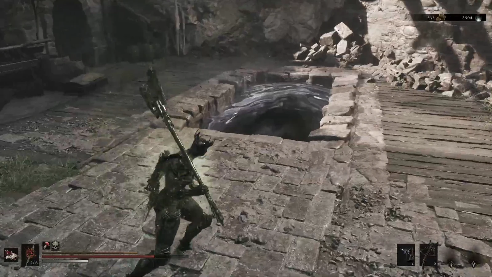 Stone courtyard pit that leads into the Hall of Murmurs